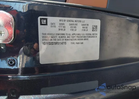 2015 Chevrolet Corvette Stingray z USA, uszkodzony, nr VIN 1G1YD2D78F5114715